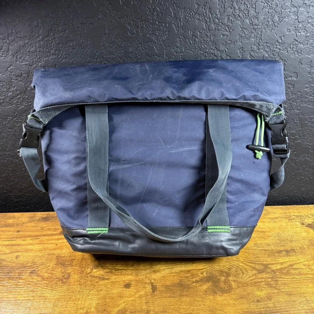 Columbia PFG 17
